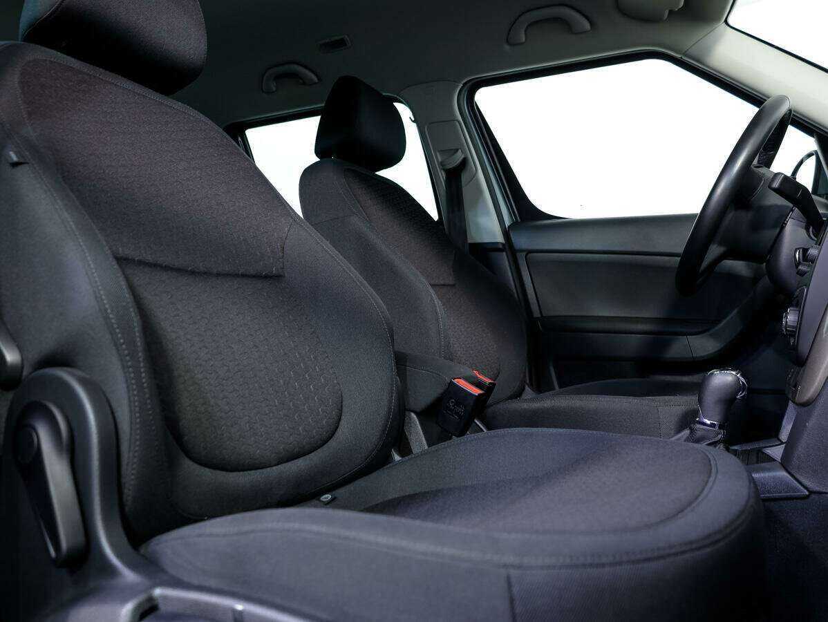 Купить Skoda Yeti с пробегом. Фото: #10