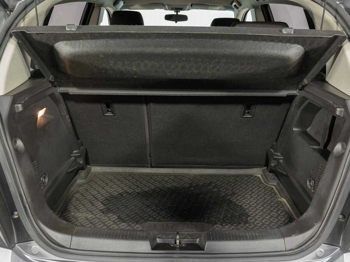 Купить Chevrolet Aveo с пробегом. Фото: #21