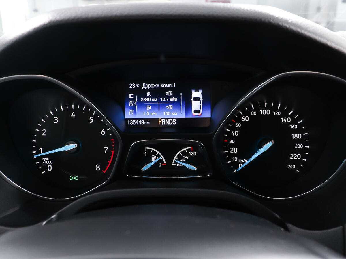 Купить Ford Focus с пробегом. Фото: #15