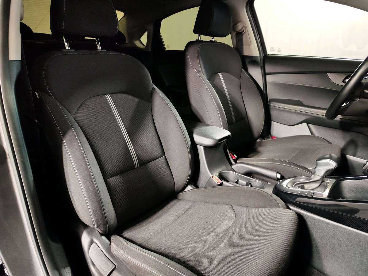Купить Kia Cerato с пробегом. Фото: #8