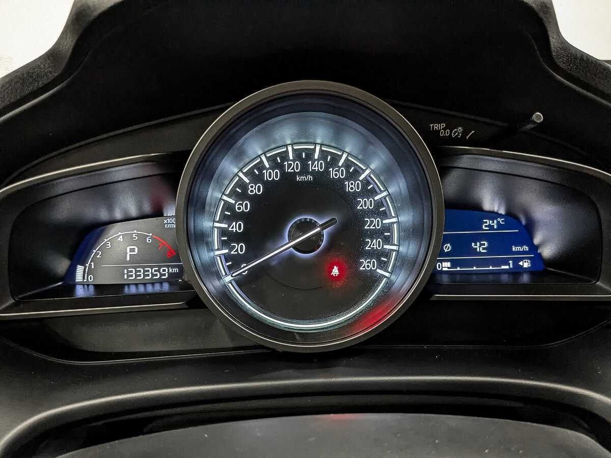 Купить Mazda 3 с пробегом. Фото: #13