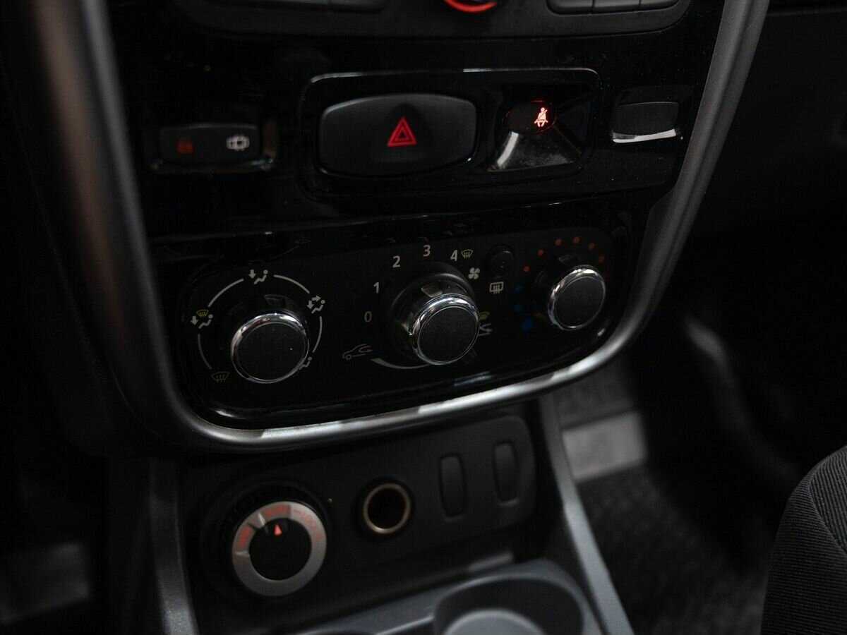 Купить Renault Duster с пробегом. Фото: #17