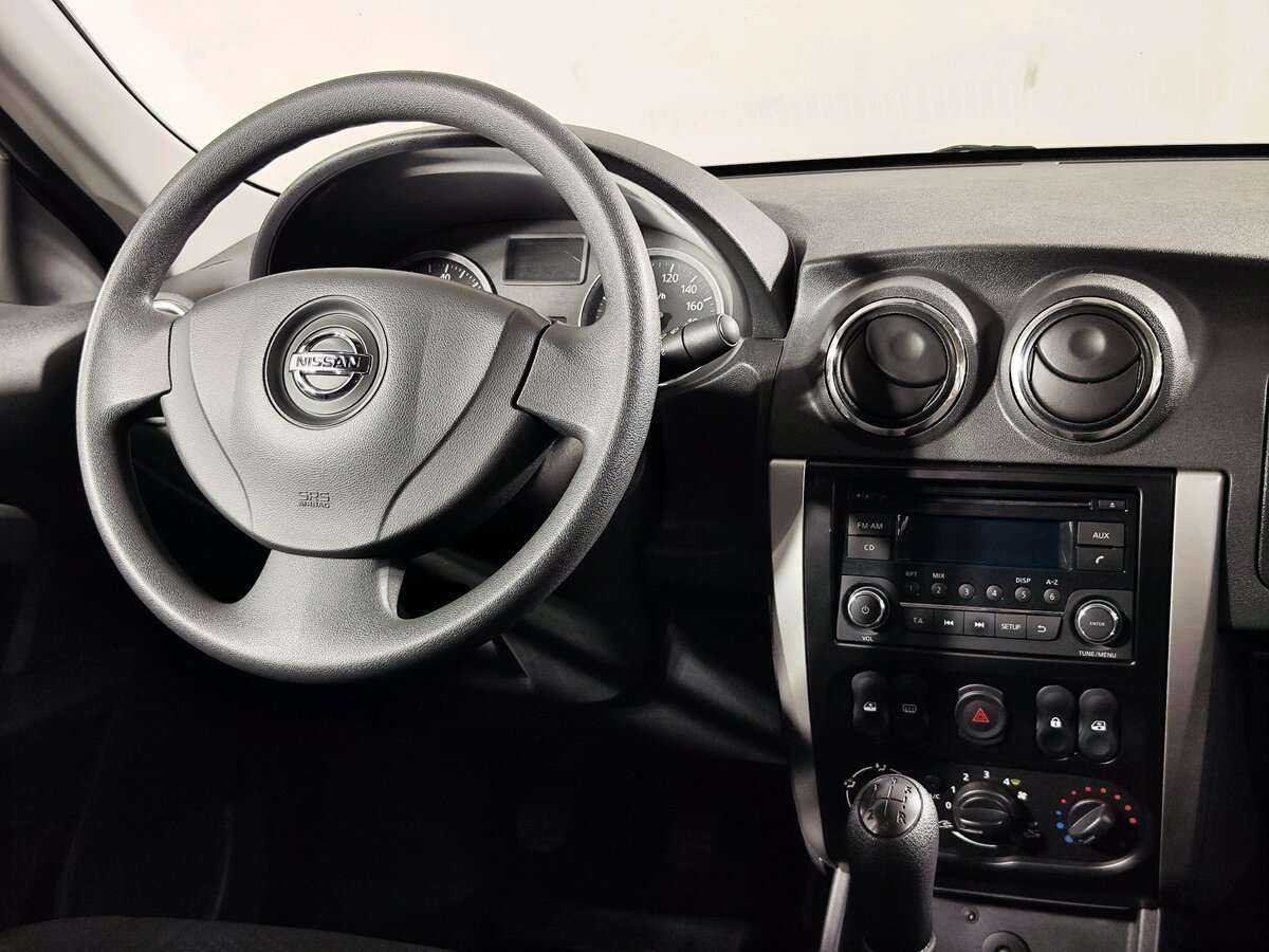 Купить Nissan Almera с пробегом. Фото: #9