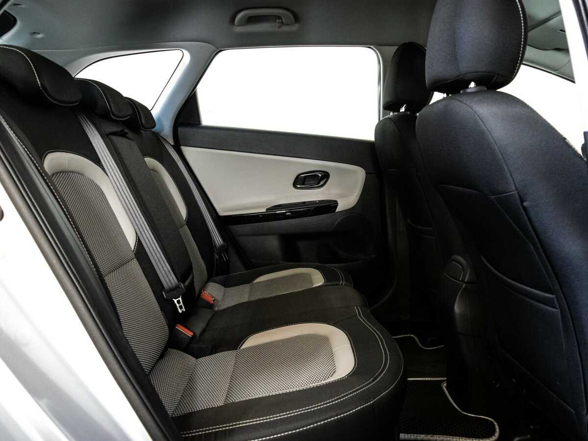 Купить Kia Ceed с пробегом. Фото: #15