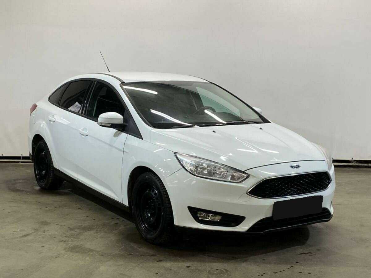 Купить Ford Focus с пробегом. Фото: #2