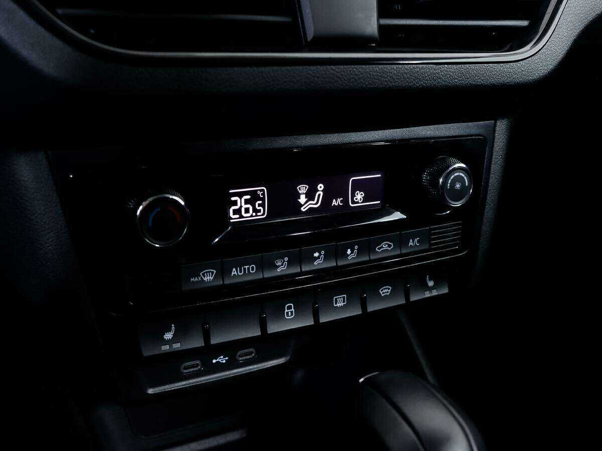 Купить Volkswagen Polo с пробегом. Фото: #10