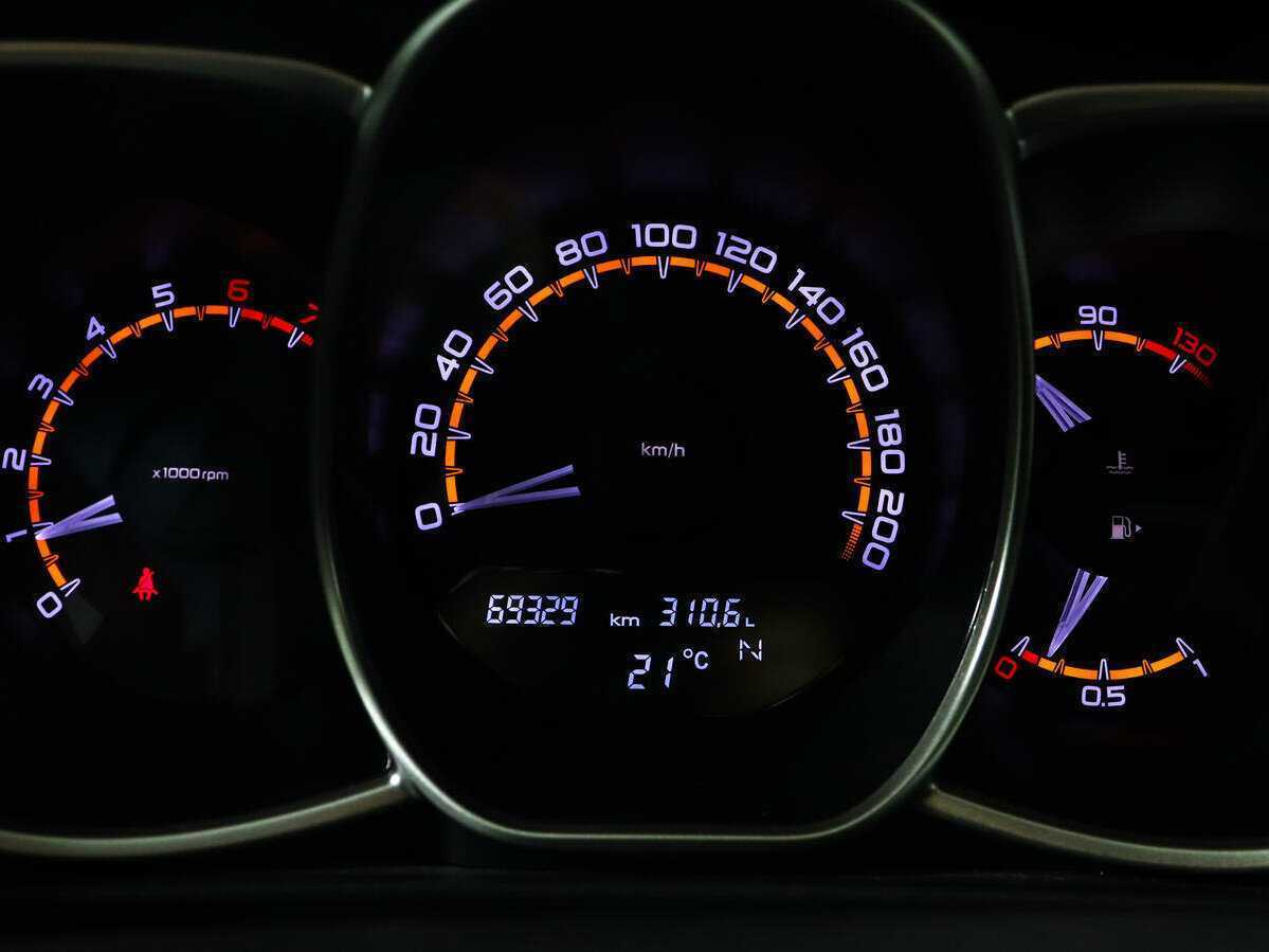 Купить Lada (ВАЗ) Vesta с пробегом. Фото: #8