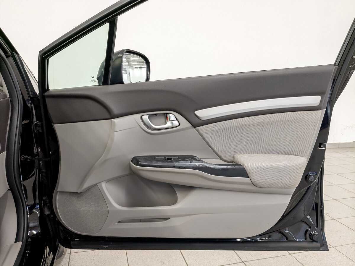 Купить Honda Civic с пробегом. Фото: #21