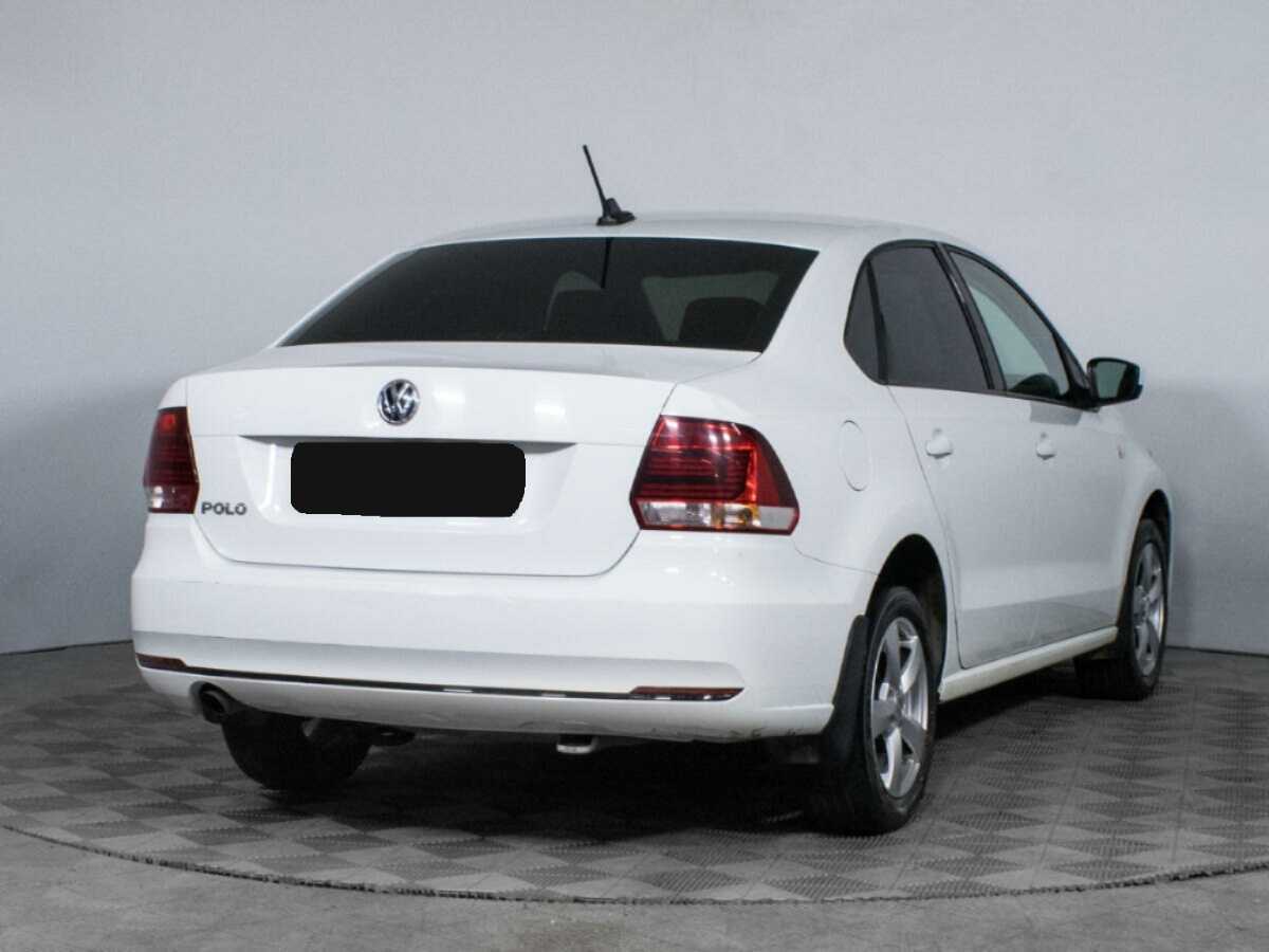 Купить Volkswagen Polo с пробегом. Фото: #4