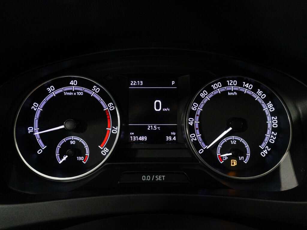 Купить Skoda Rapid с пробегом. Фото: #11