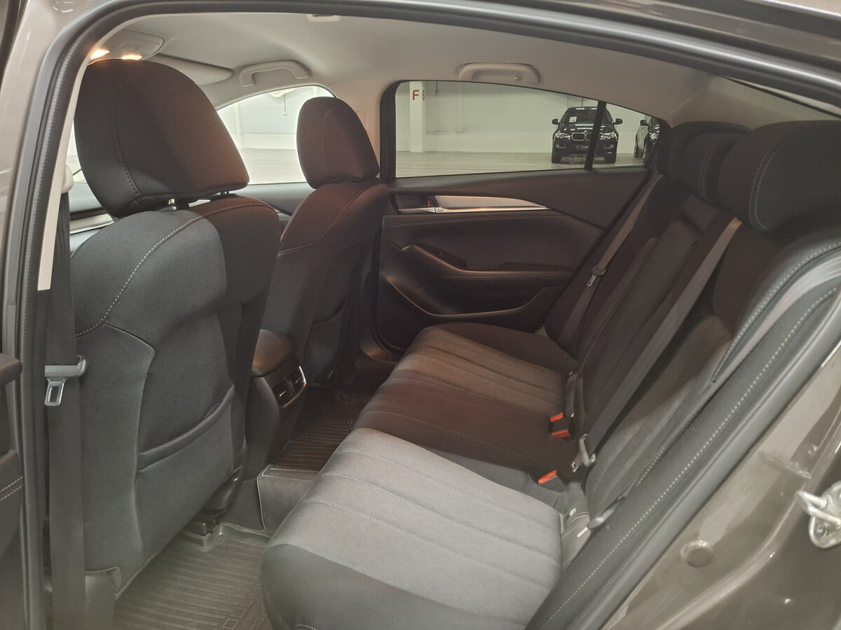 Купить Mazda 6 с пробегом. Фото: #11