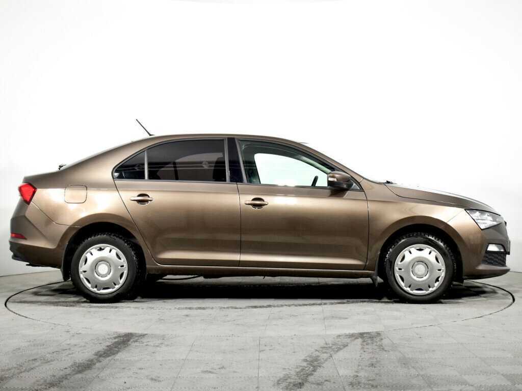 Купить Skoda Rapid с пробегом. Фото: #3