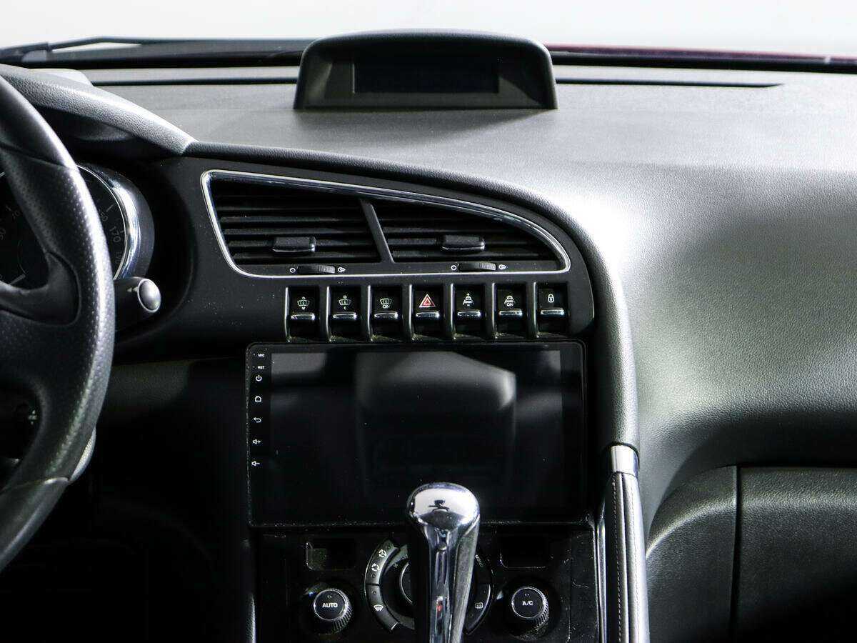 Купить Peugeot 3008 с пробегом. Фото: #10