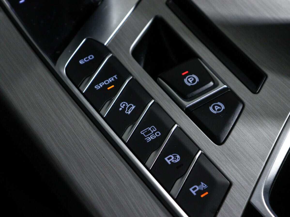 Купить Geely Coolray с пробегом. Фото: #18