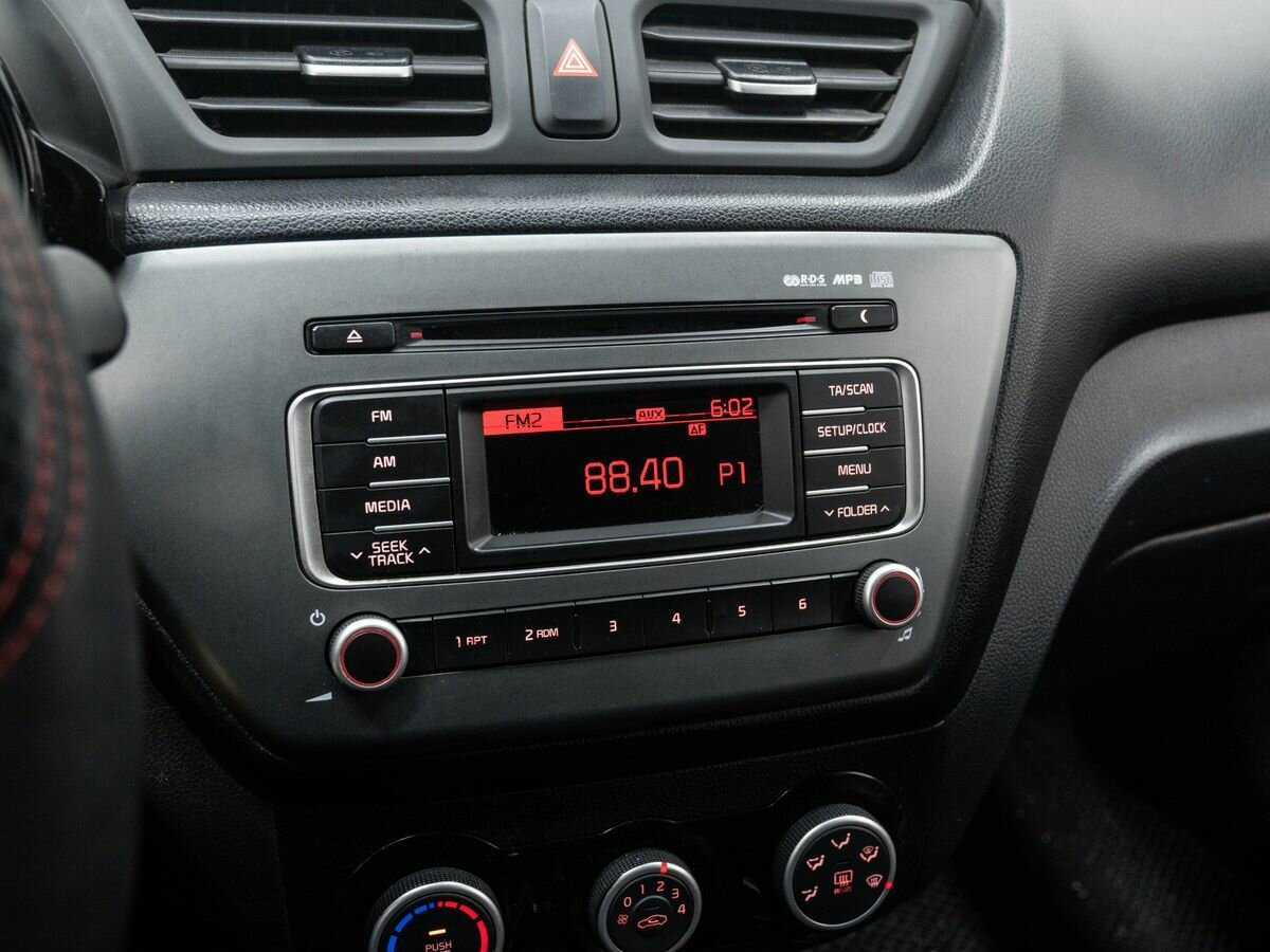 Купить Kia Rio с пробегом. Фото: #20