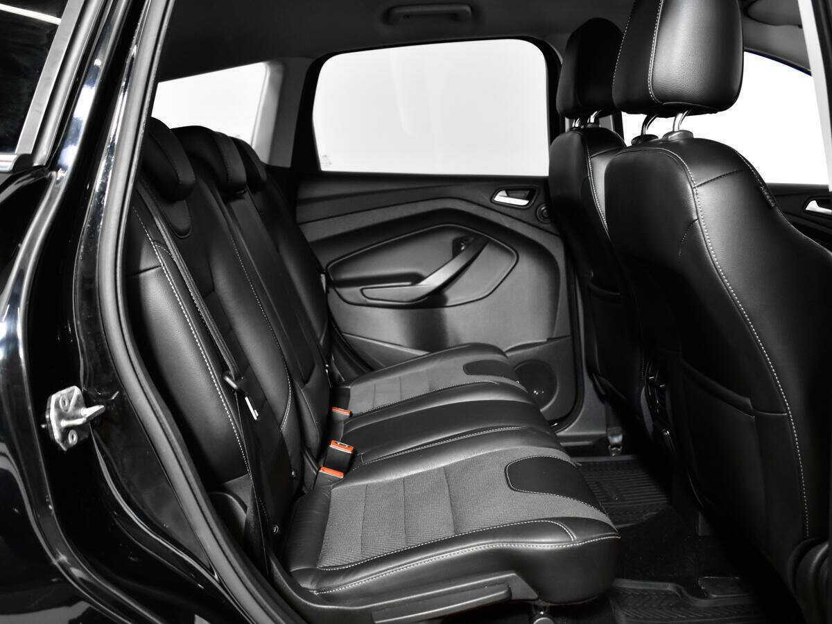 Купить Ford Kuga с пробегом. Фото: #9