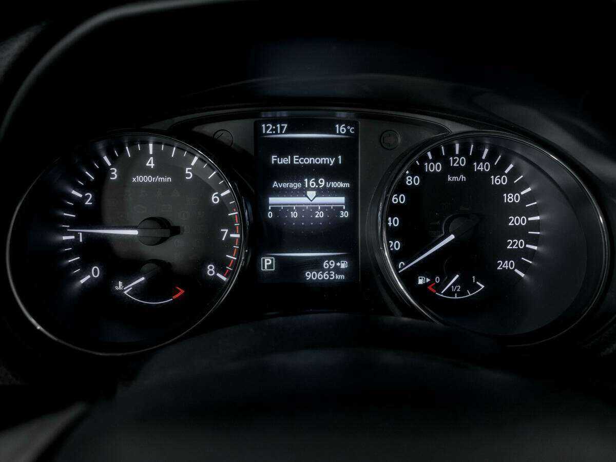 Купить Nissan X-Trail с пробегом. Фото: #6