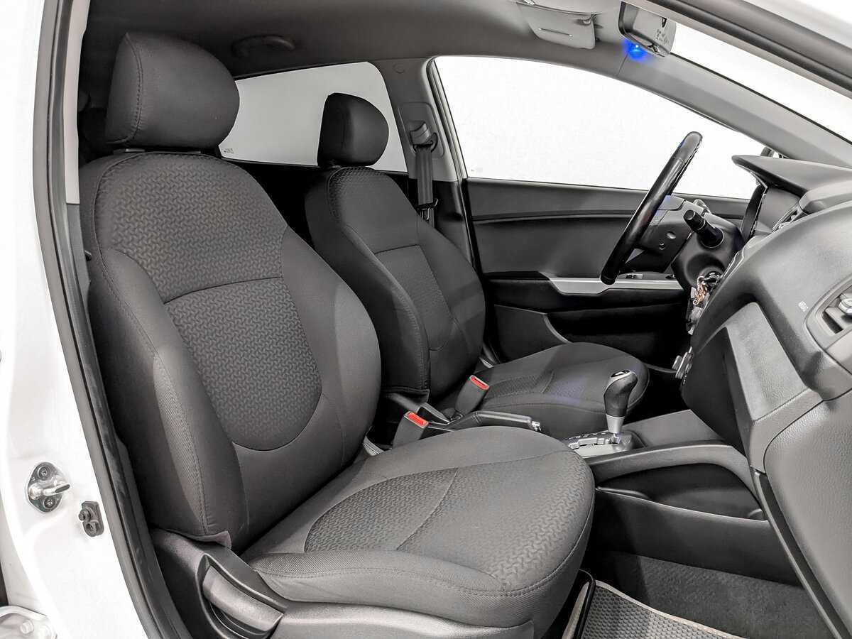 Купить Kia Rio с пробегом. Фото: #20