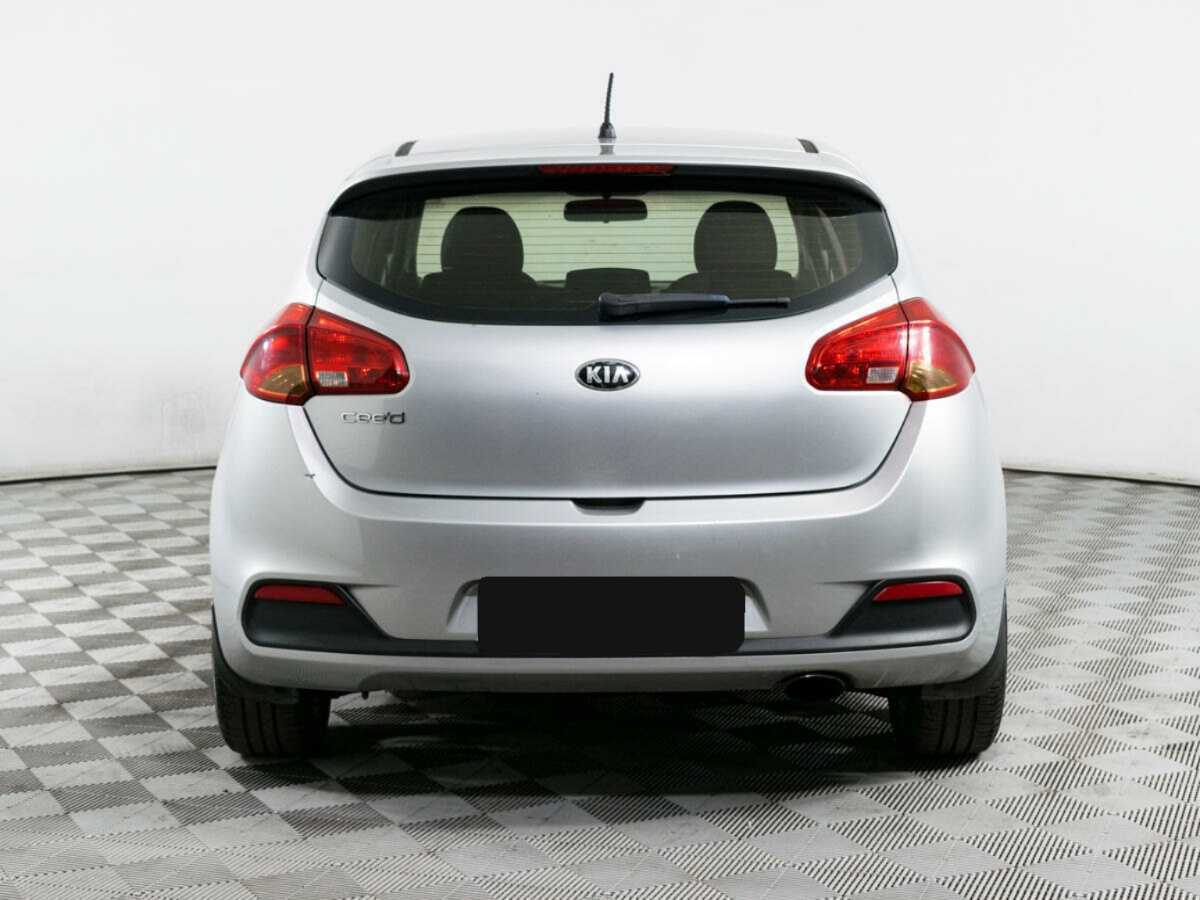 Купить Kia Ceed с пробегом. Фото: #4