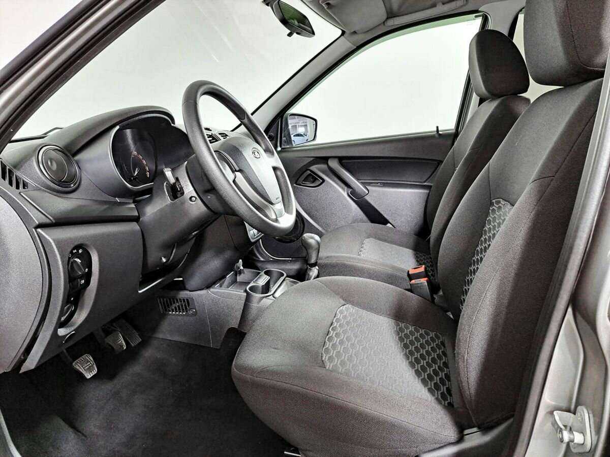 Купить Lada (ВАЗ) Granta с пробегом. Фото: #10