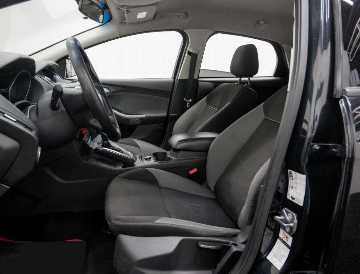 Купить Ford Focus с пробегом. Фото: #17