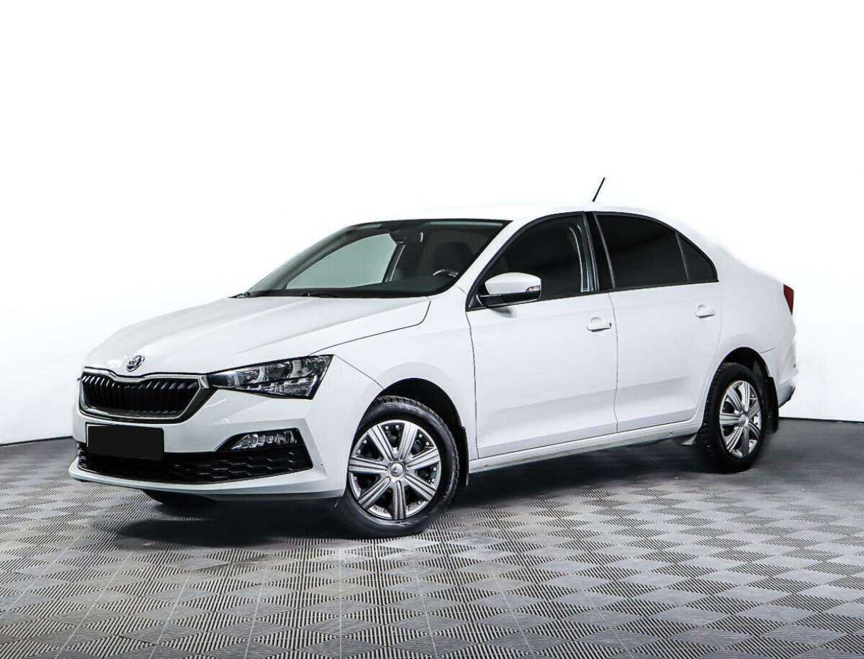 Купить Skoda Rapid с пробегом. Посмотреть фото
