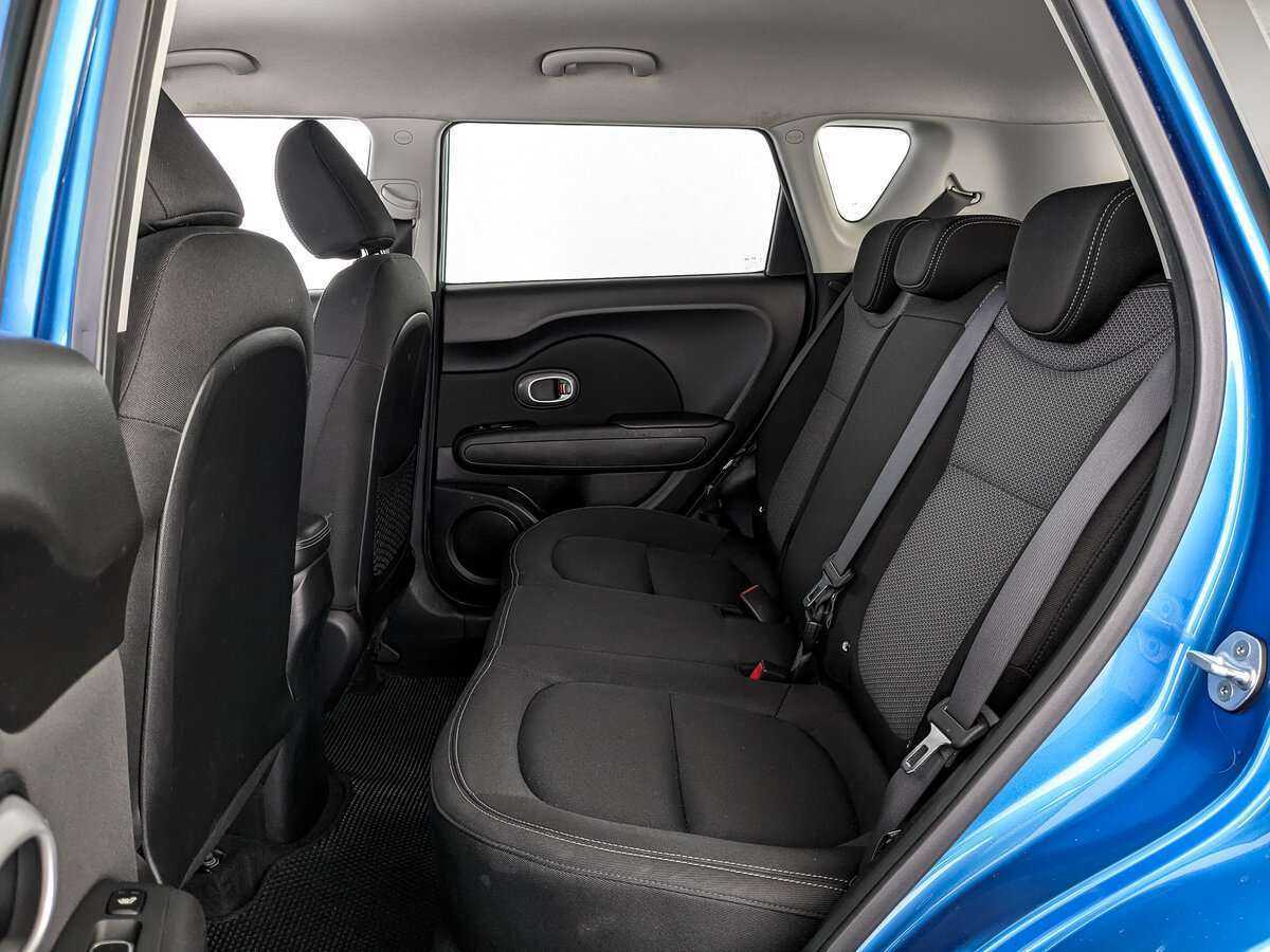 Купить Kia Soul с пробегом. Фото: #11