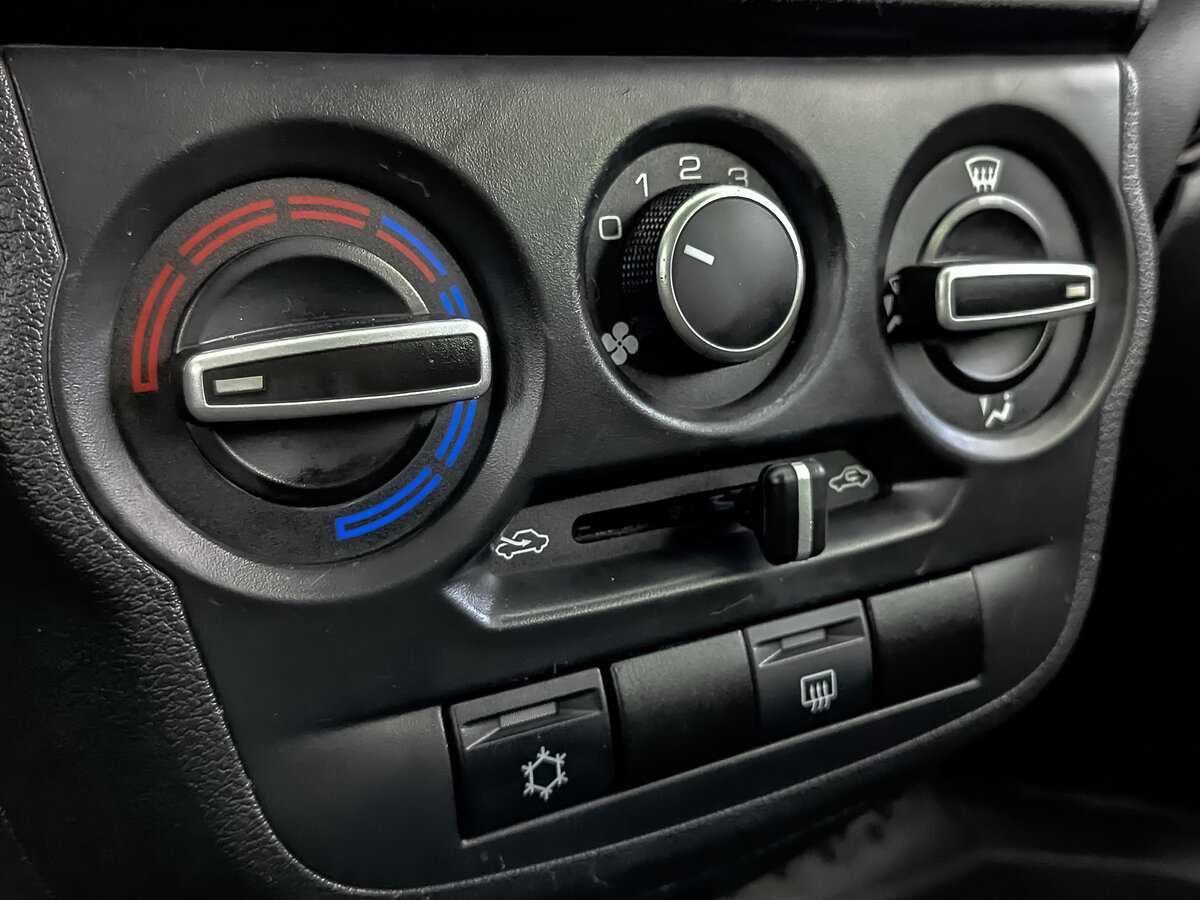 Купить Lada (ВАЗ) Granta с пробегом. Фото: #19