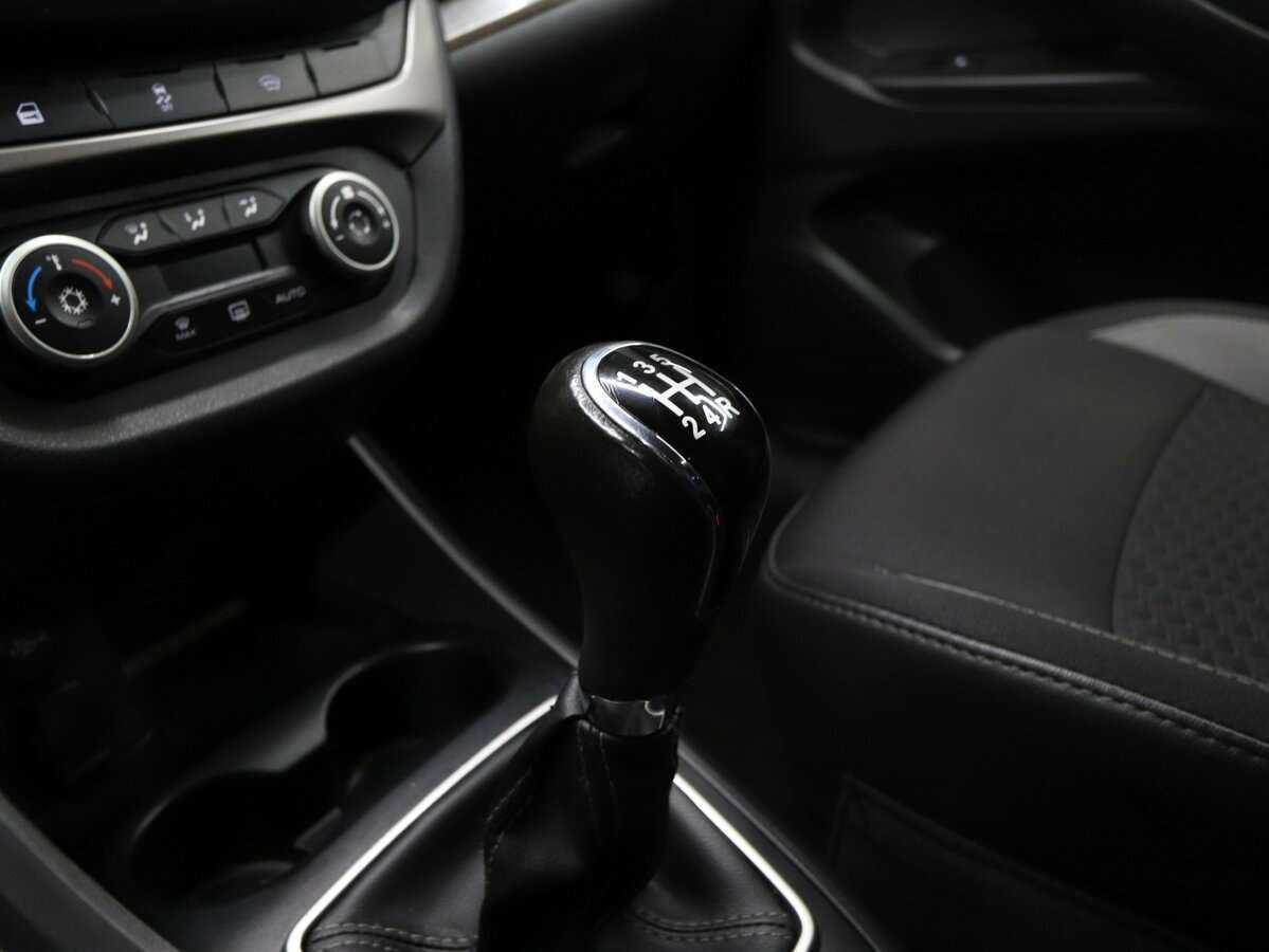 Купить Lada (ВАЗ) Vesta с пробегом. Фото: #13