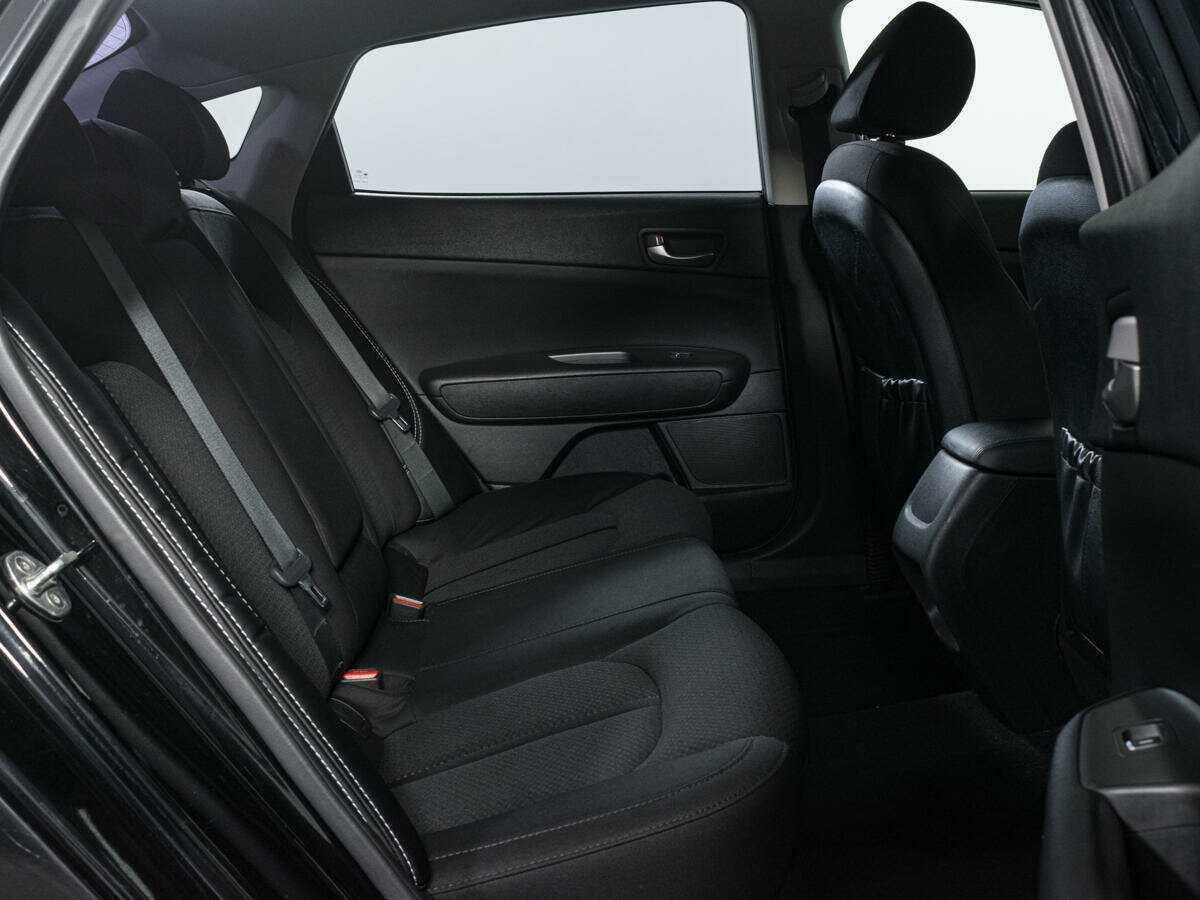 Купить Kia Optima с пробегом. Фото: #4