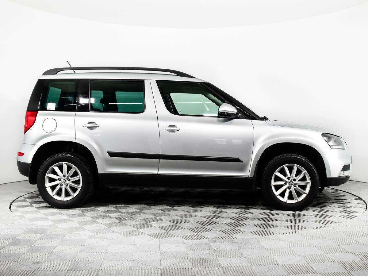 Купить Skoda Yeti с пробегом. Фото: #3