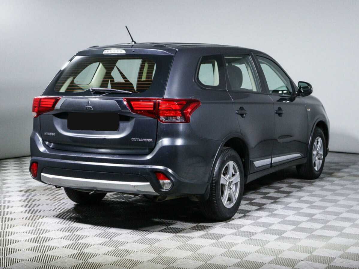 Купить Mitsubishi Outlander с пробегом. Фото: #3