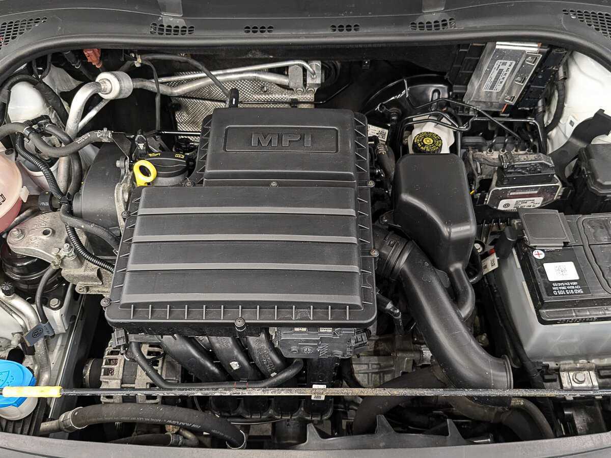 Купить Volkswagen Polo с пробегом. Фото: #8