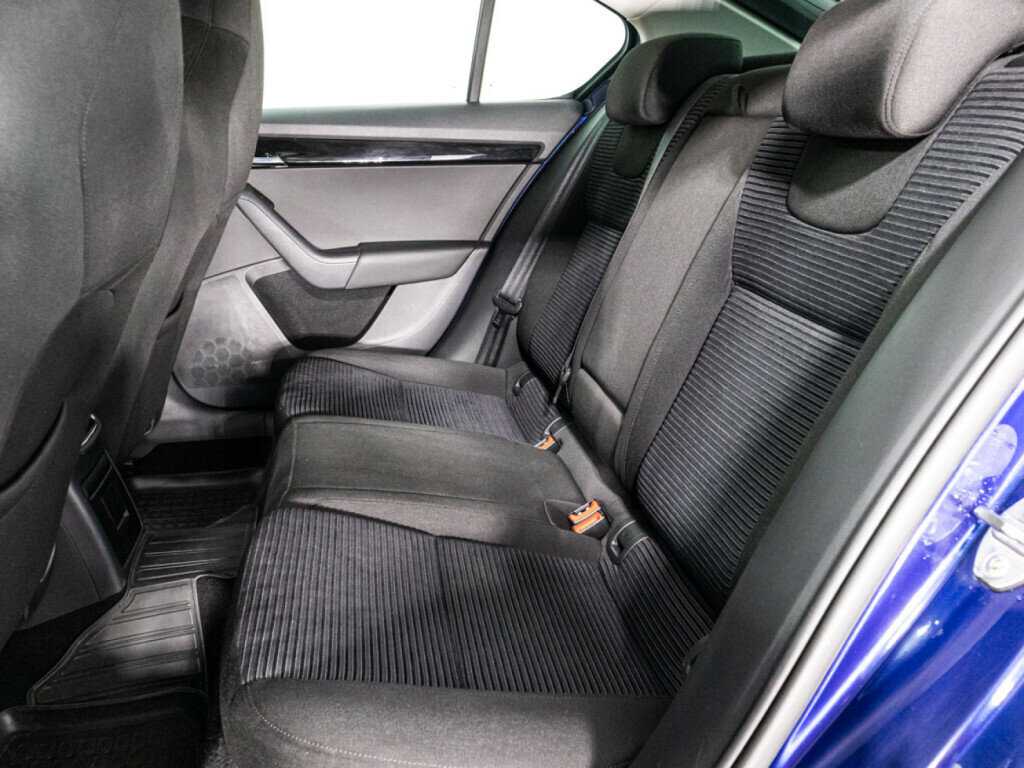 Купить Skoda Octavia с пробегом. Фото: #9