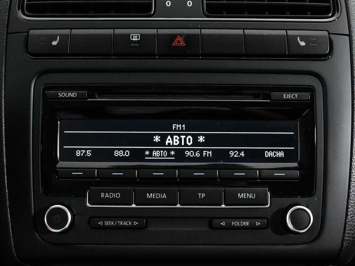 Купить Volkswagen Polo с пробегом. Фото: #12