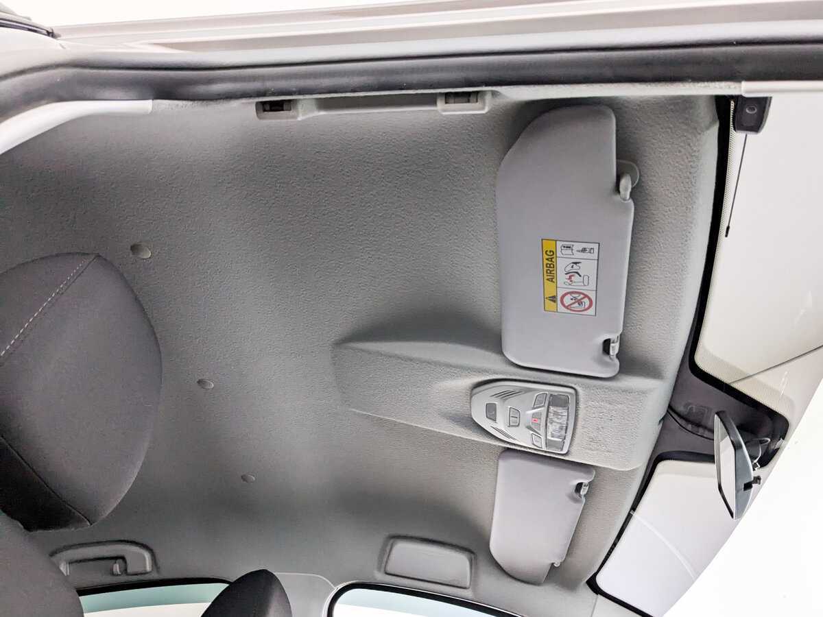 Купить Lada (ВАЗ) Vesta с пробегом. Фото: #21