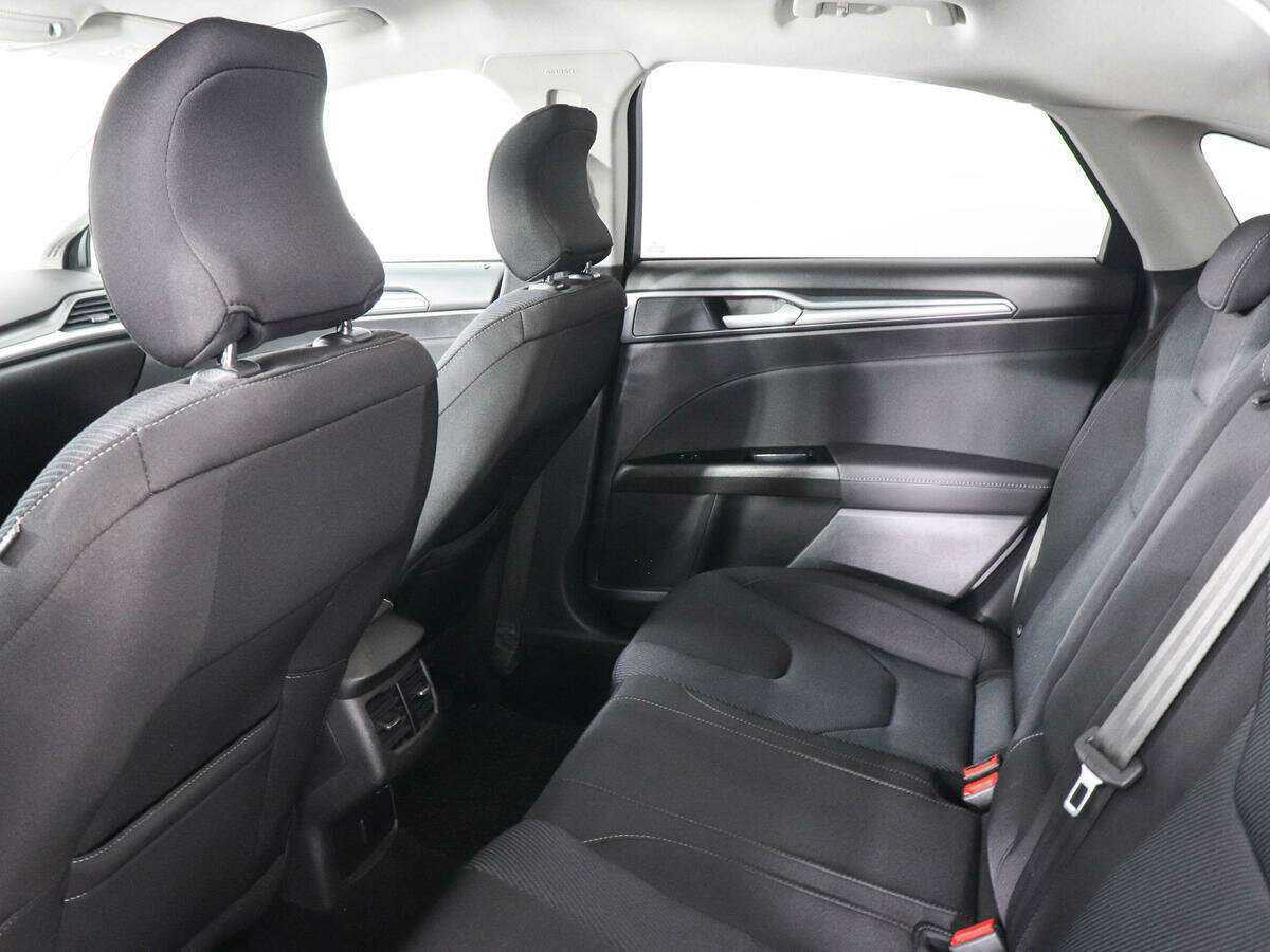 Купить Ford Mondeo с пробегом. Фото: #10