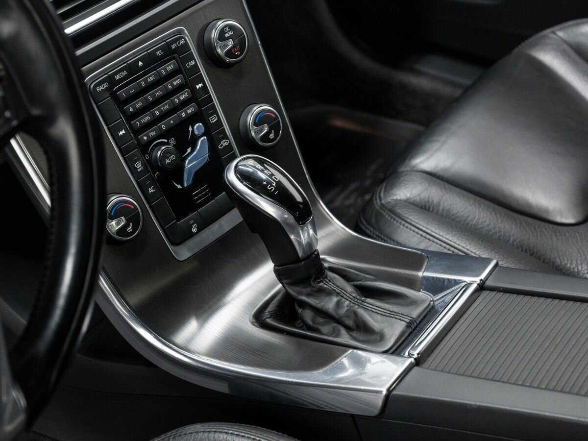 Купить Volvo S60 с пробегом. Фото: #18