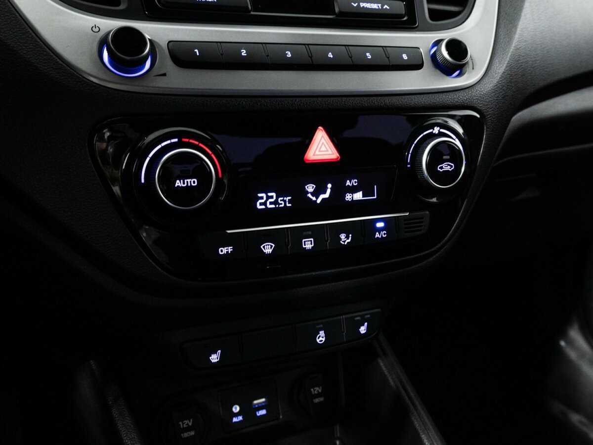 Купить Hyundai Solaris с пробегом. Фото: #14
