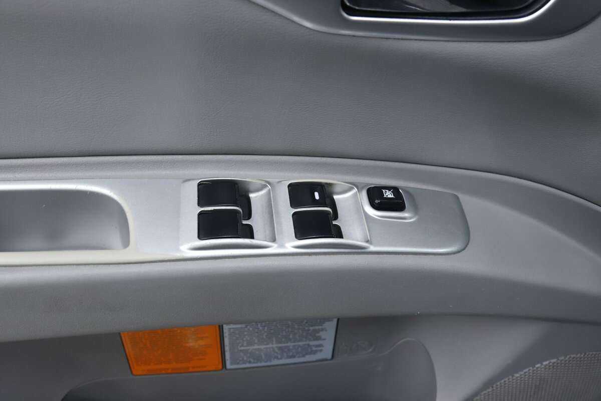 Купить Mitsubishi Pajero Sport с пробегом. Фото: #9