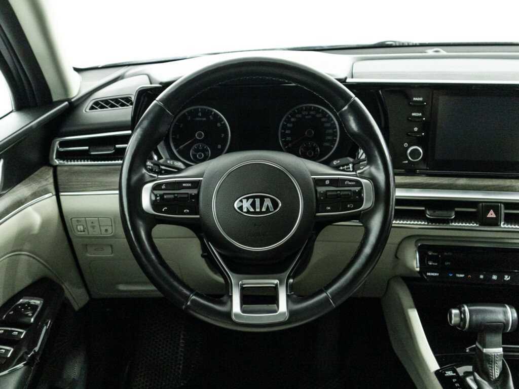 Купить Kia K5 с пробегом. Фото: #22