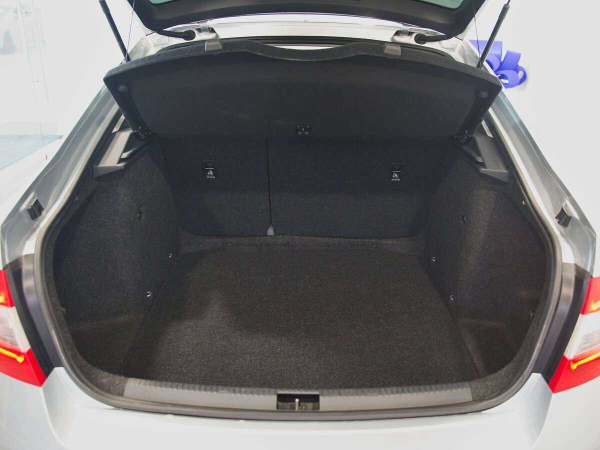 Купить Skoda Octavia с пробегом. Фото: #14