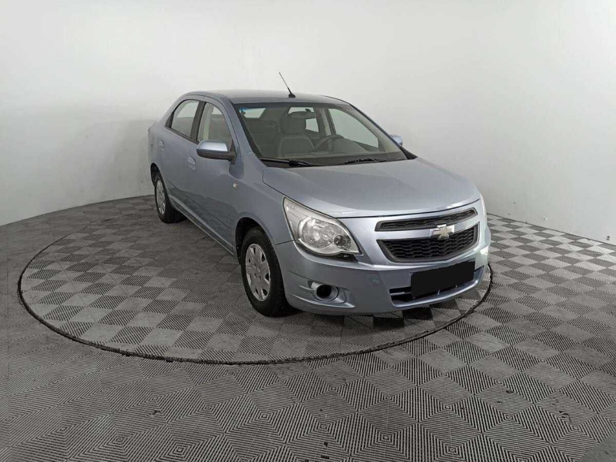 Купить Chevrolet Cobalt с пробегом. Фото: #2