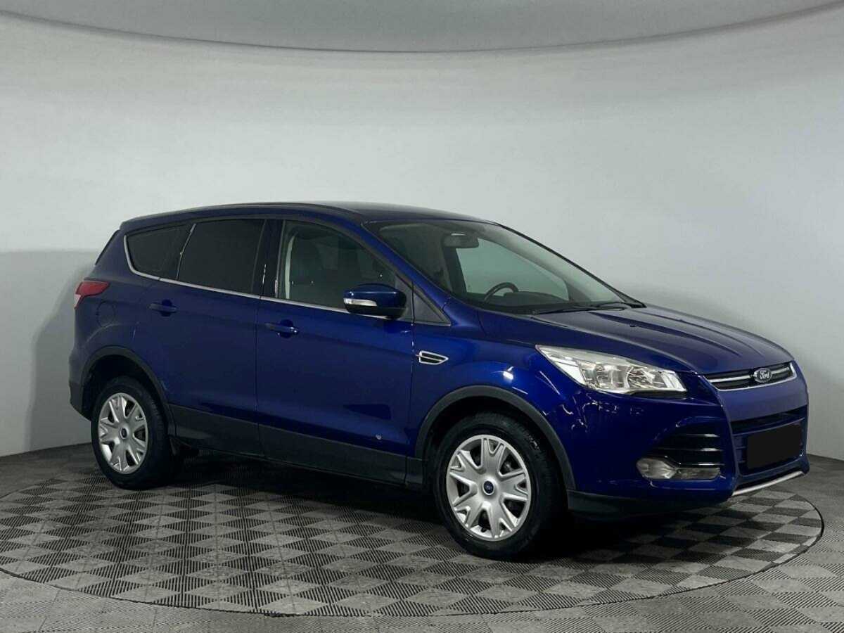 Купить Ford Kuga с пробегом. Фото: #2
