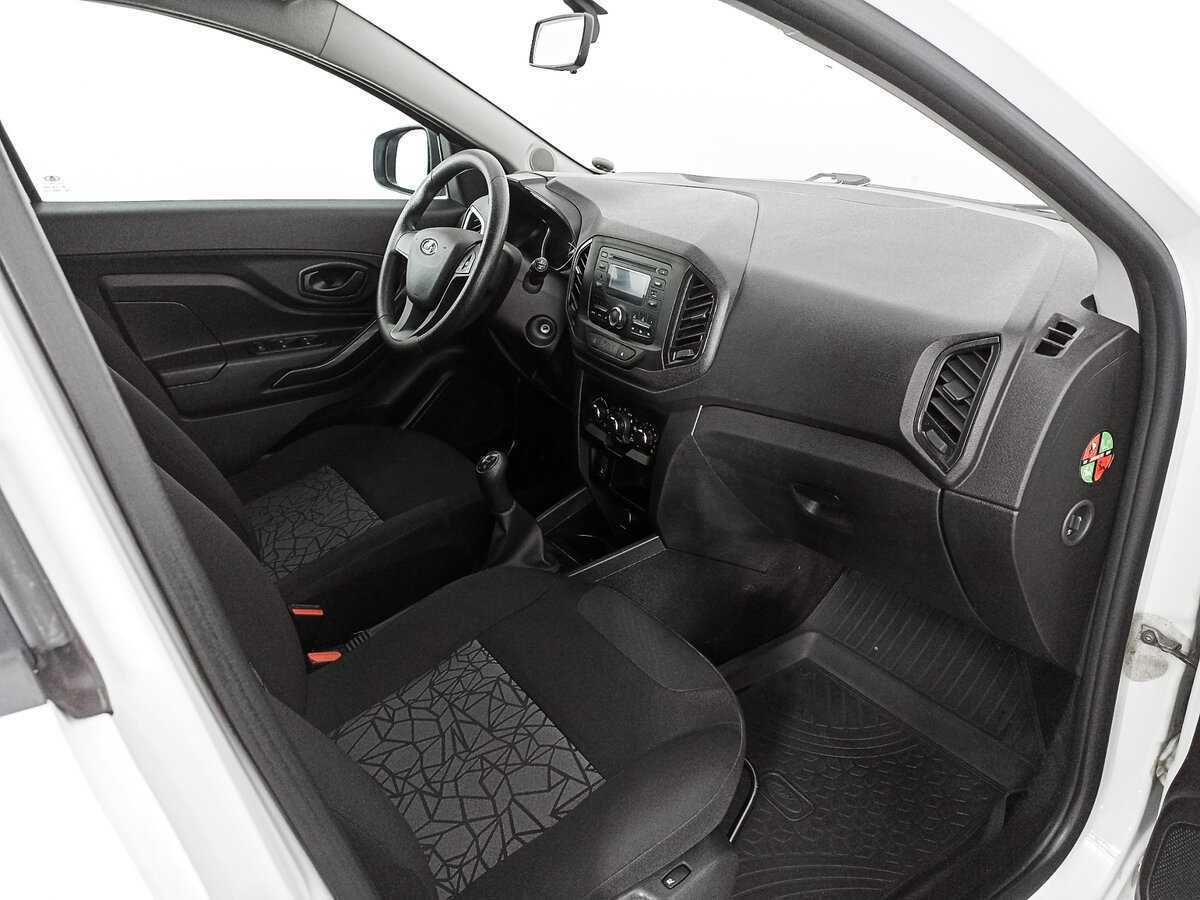 Купить Lada (ВАЗ) XRAY с пробегом. Фото: #10