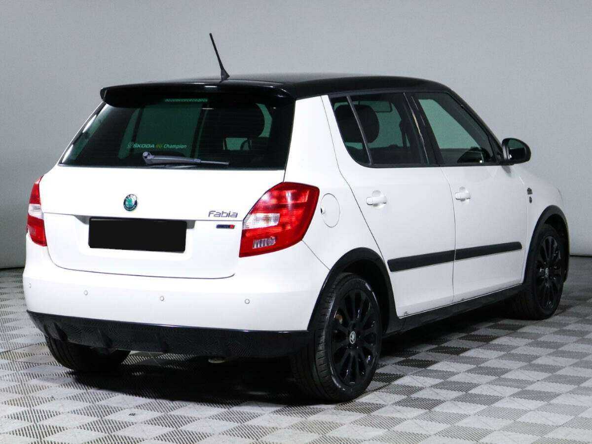 Купить Skoda Fabia с пробегом. Фото: #4