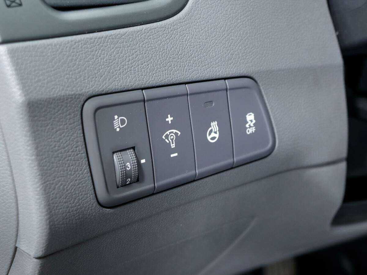 Купить Hyundai Elantra с пробегом. Фото: #15