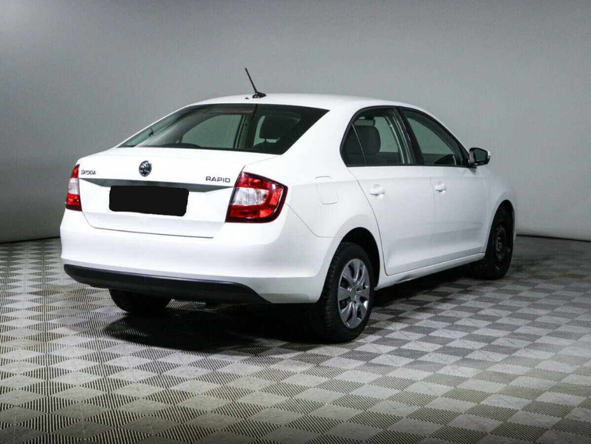 Купить Skoda Rapid с пробегом. Фото: #3