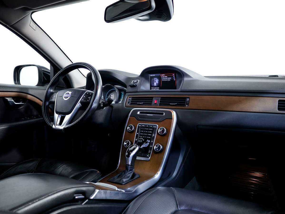Купить Volvo XC70 с пробегом. Фото: #7