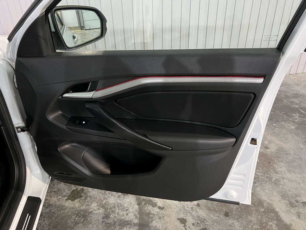 Купить Lada (ВАЗ) Vesta с пробегом. Фото: #14